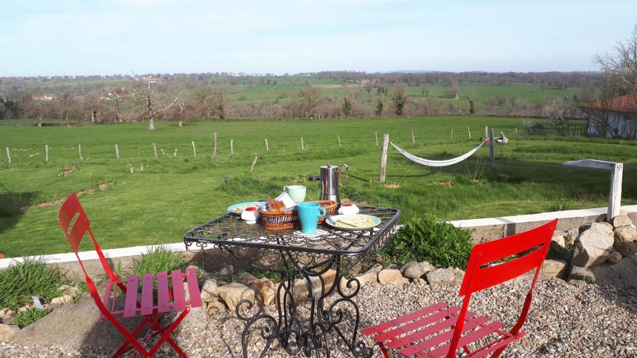 Le Monticule Bed & Breakfast Tardes Exterior photo